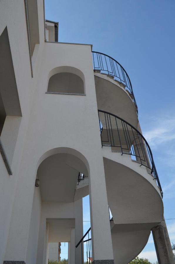 Apartmani Rita Slatine Exterior photo
