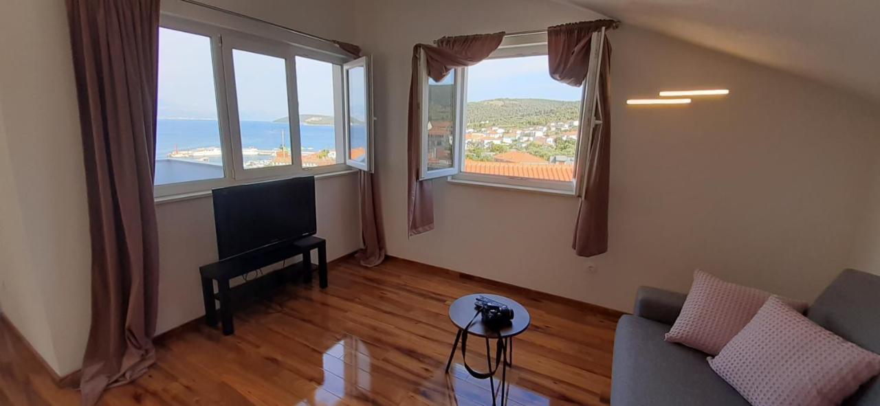 Apartmani Rita Slatine Exterior photo