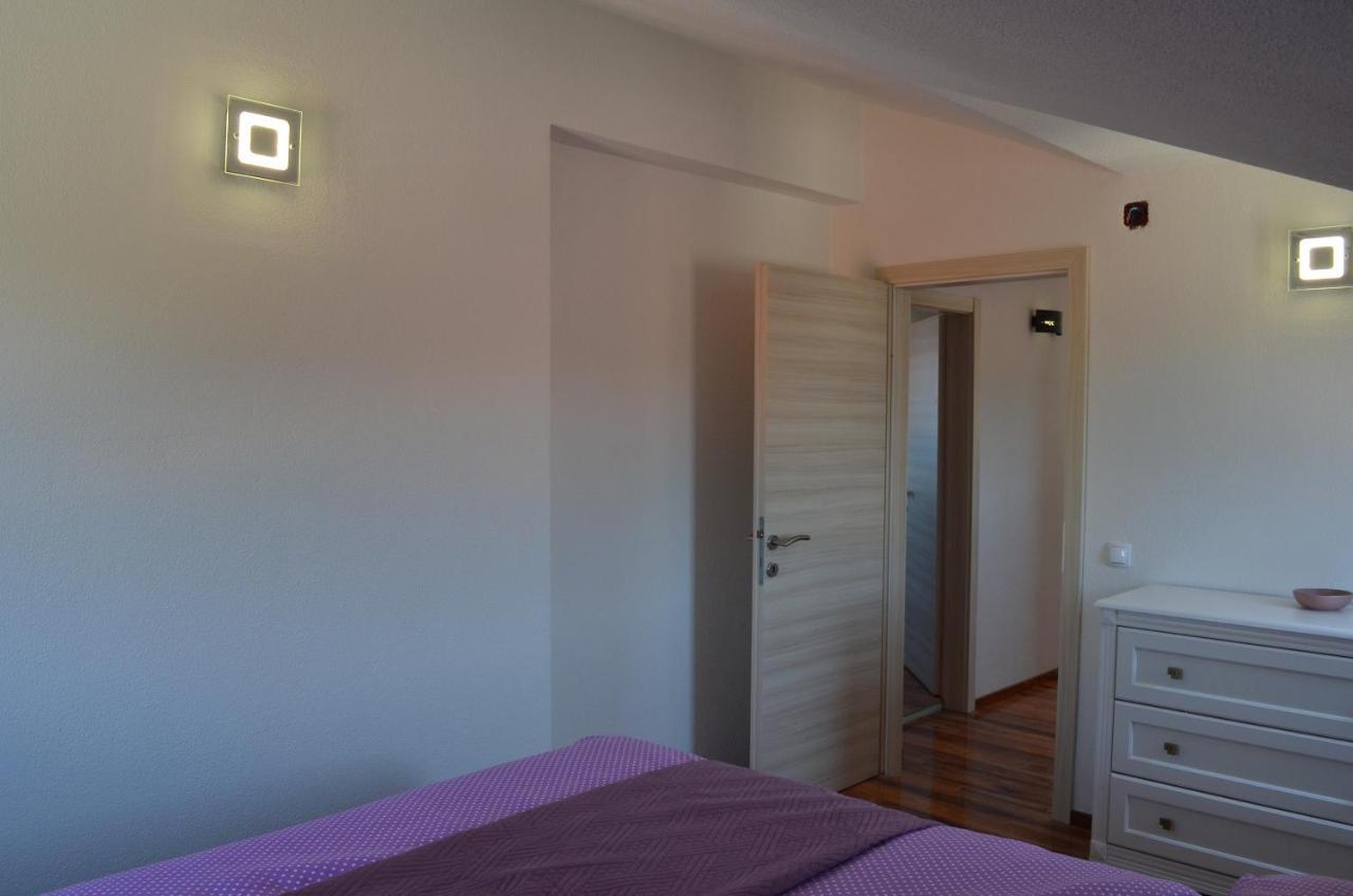 Apartmani Rita Slatine Exterior photo