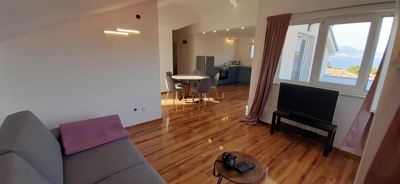 Apartmani Rita Slatine Exterior photo